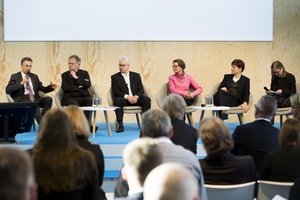  Ob Diskussionsrunden auf einem der Foren oder ... 