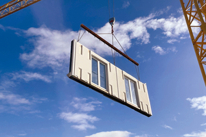  Serielles Sanieren bringt mit vorgefertigten Fassaden mehr Tempo in die Bestandssanierung. 